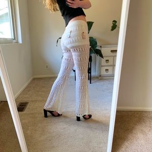 High-Waisted Woven Flare Pants - White S